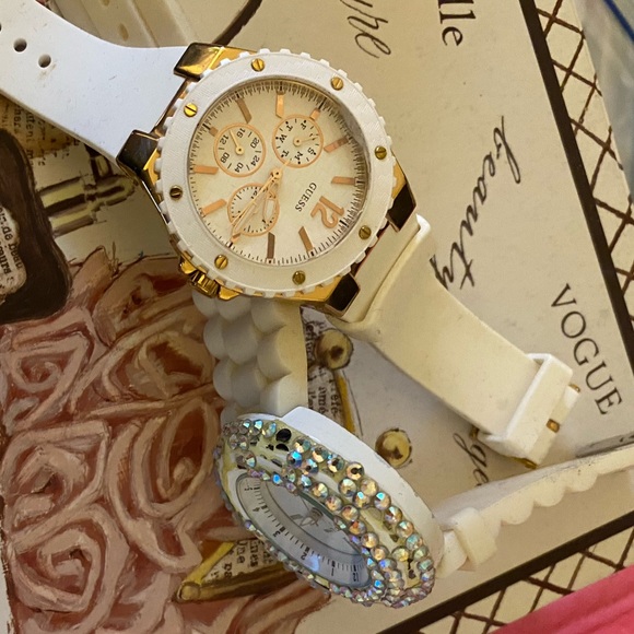 Watches - Picture 2 of 4